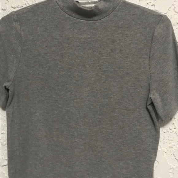 shortsleeved mock neck - Picture 2 of 2